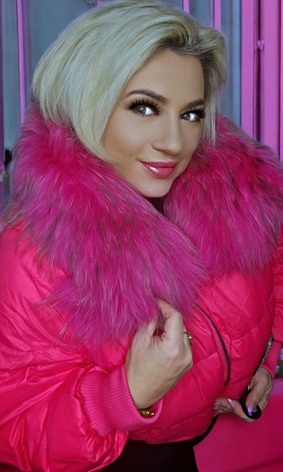 LUXURY PINK GOOSE DOWN JACKET !! - Image 3